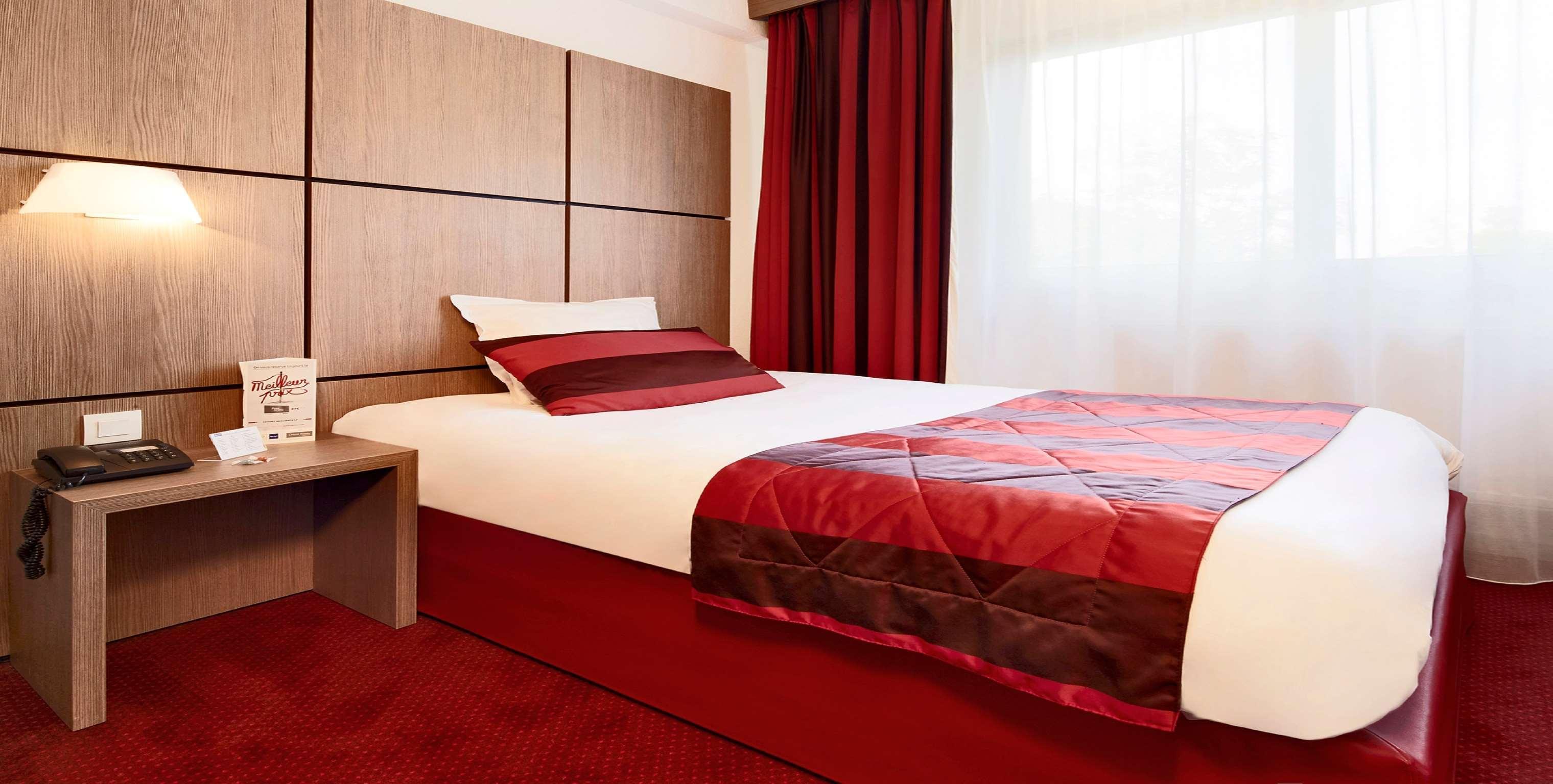 Kyriad Grenoble Centre Екстер'єр фото