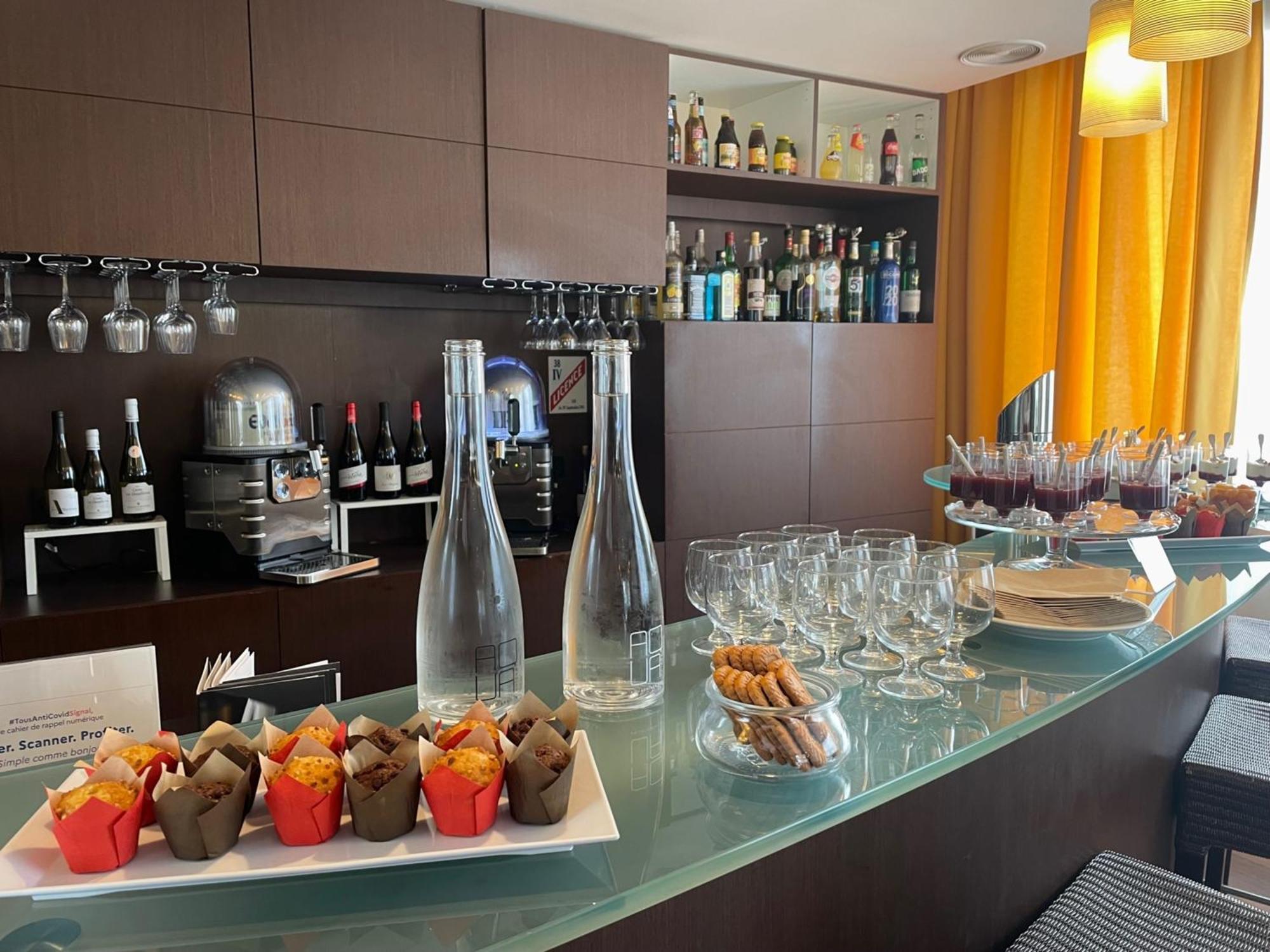 Kyriad Grenoble Centre Екстер'єр фото