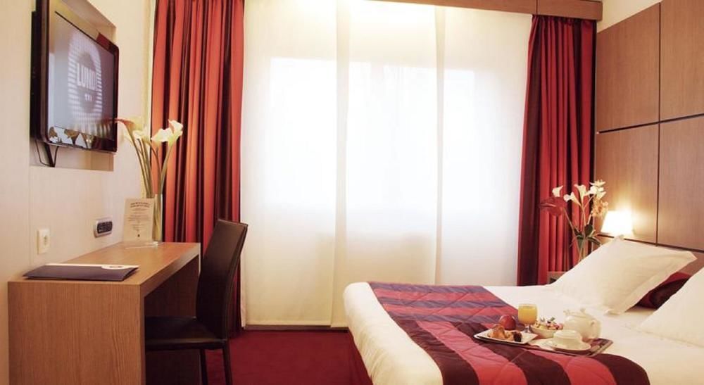 Kyriad Grenoble Centre Екстер'єр фото